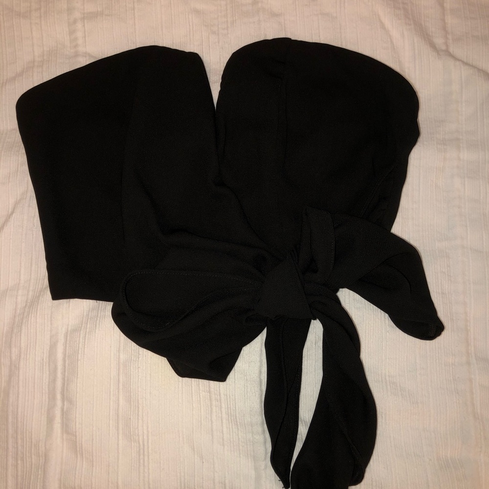 Lulus crop v top